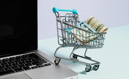 Why Some Online Stores Convert Better Than Others Despite Similar Traffic Levels